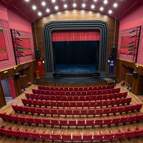 tayyare kültür merkezi tiyatro